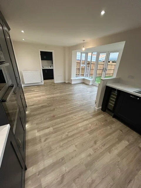 kitchen-wood-effect-flooring